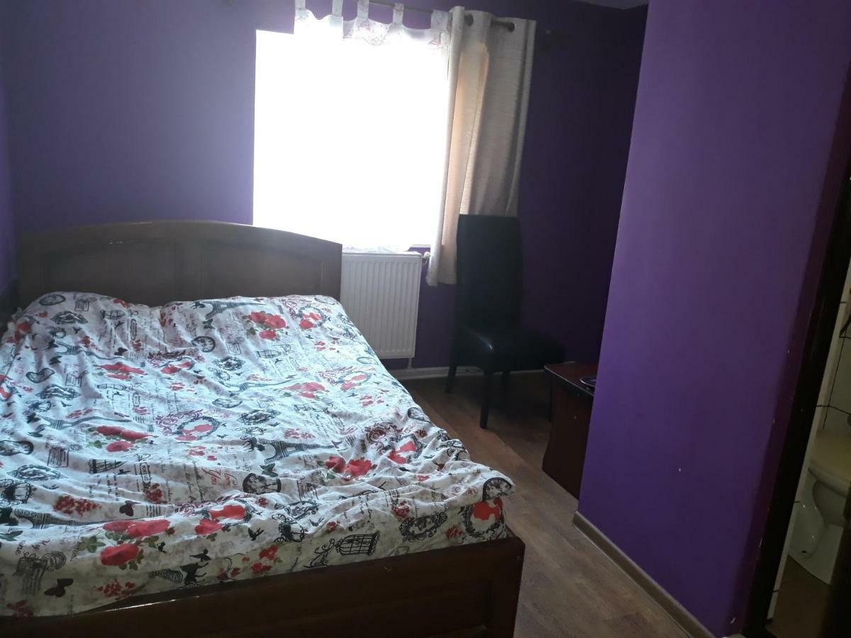 Pensiunea Red Rock Piatra Neamt Bagian luar foto